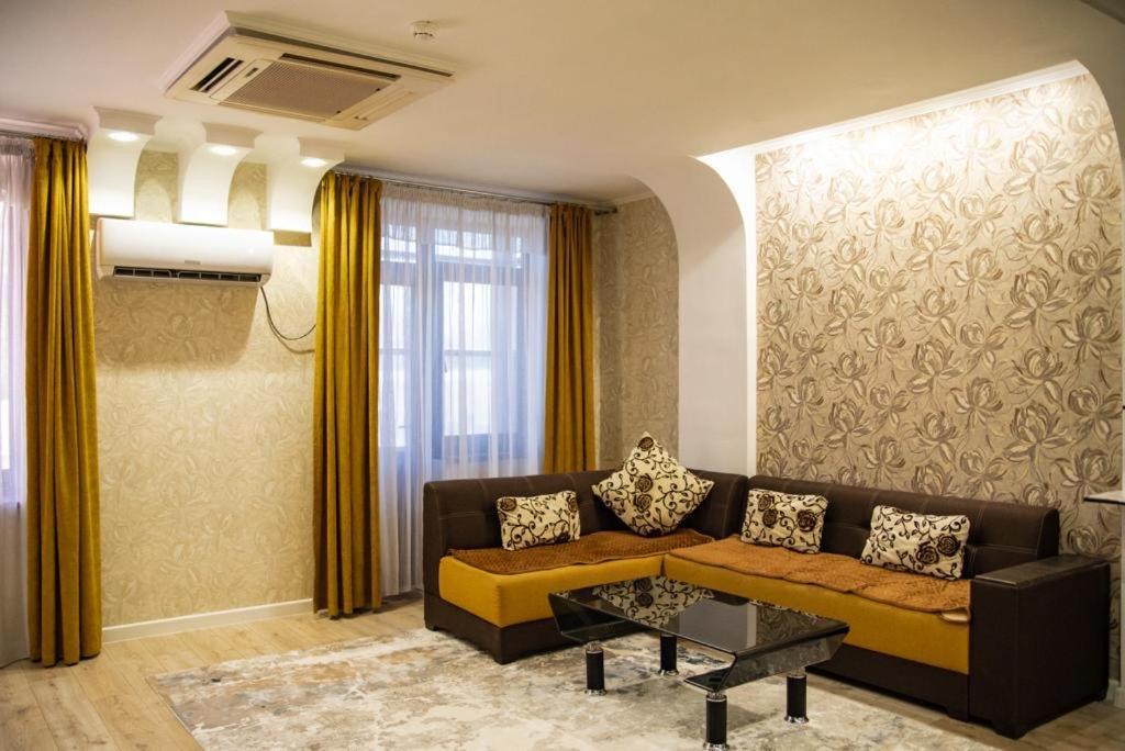Hotel Zhibek Zholy Shymkent Exterior foto